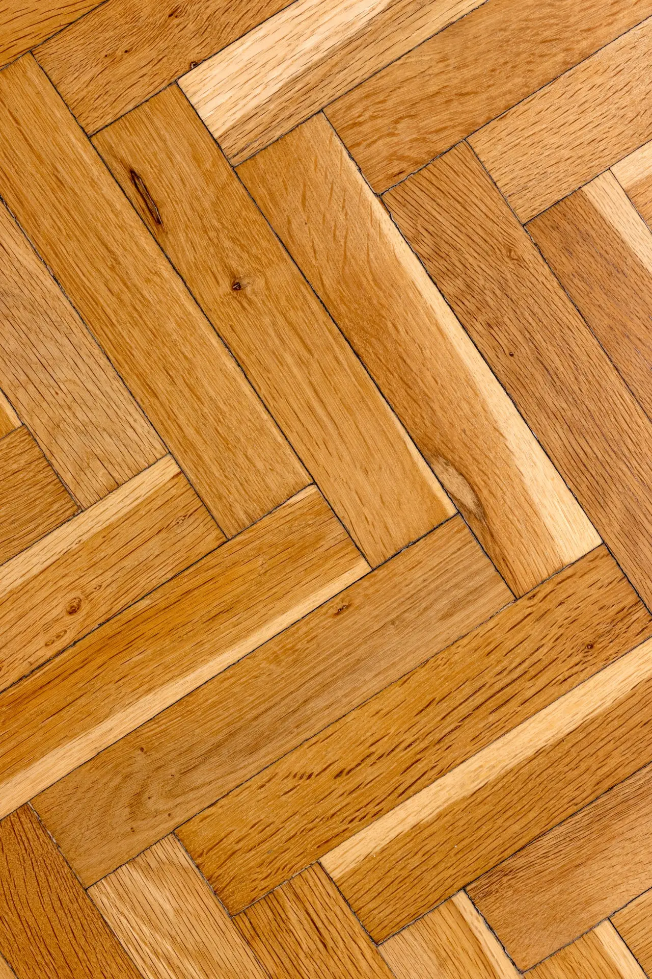 Parquet en bois posé en chevrons